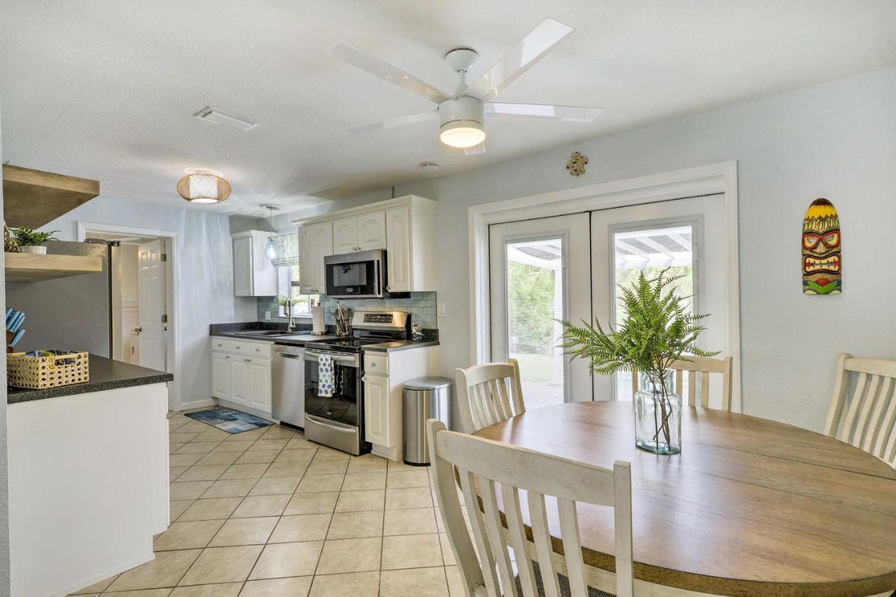 Merritt Island Home Fire Pit And Canal Access! Экстерьер фото